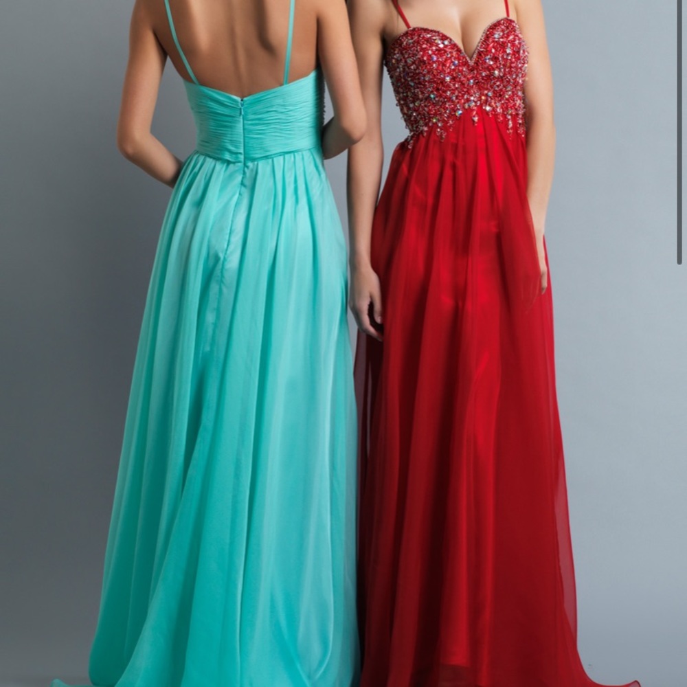 Red prom dress